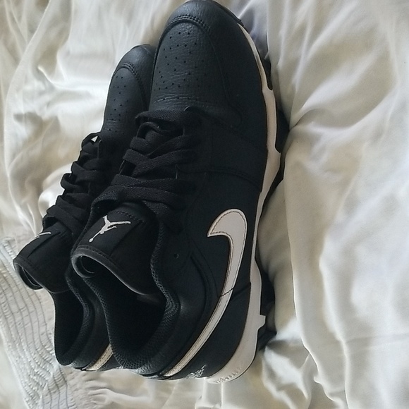 Nike Air Jordan Black Athletic Shoes 6Y - Picture 3 of 11